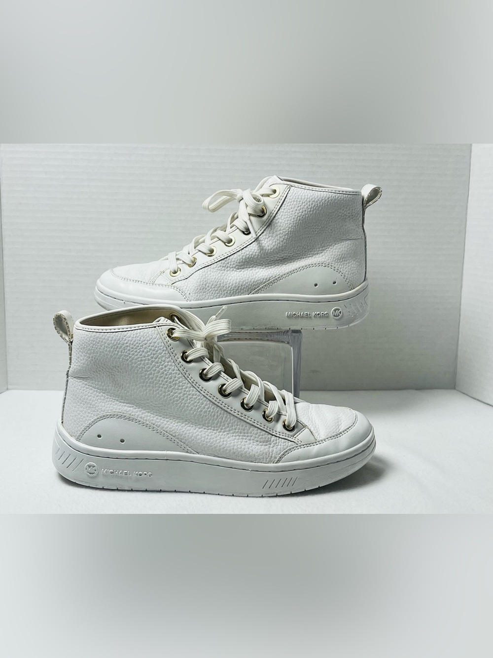Michael Kors White Pebbled Leather High-Top Sneakers with Gold Eyelets Size 7.5